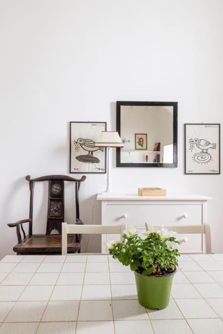 Colosseum Charming Apartment Рим Екстер'єр фото